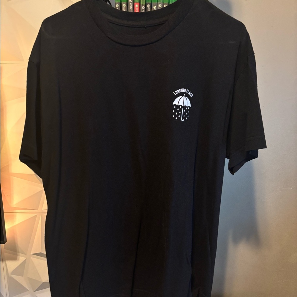 Lurking Class T shirt ! Skull shirt